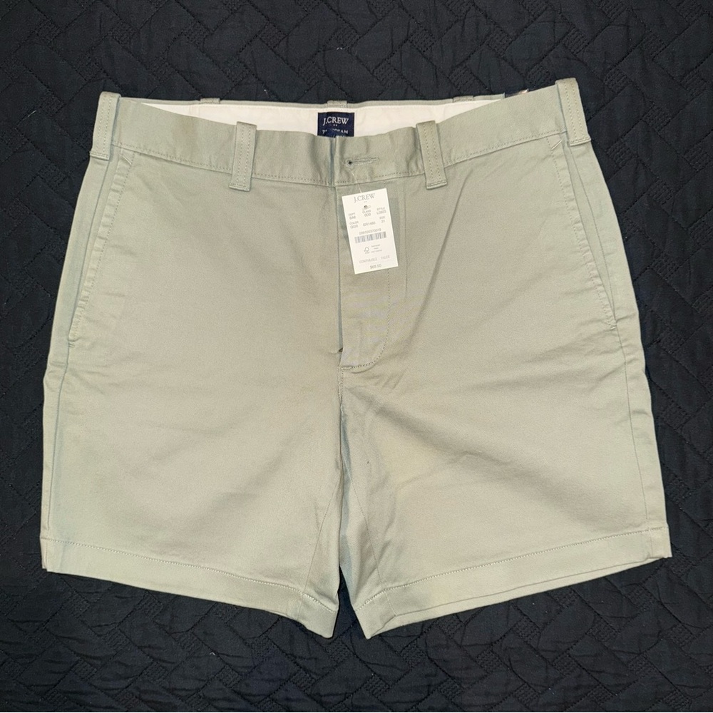J Crew Factory 7 Inch Chino Inseam Size 31 Stone Grey NWT
